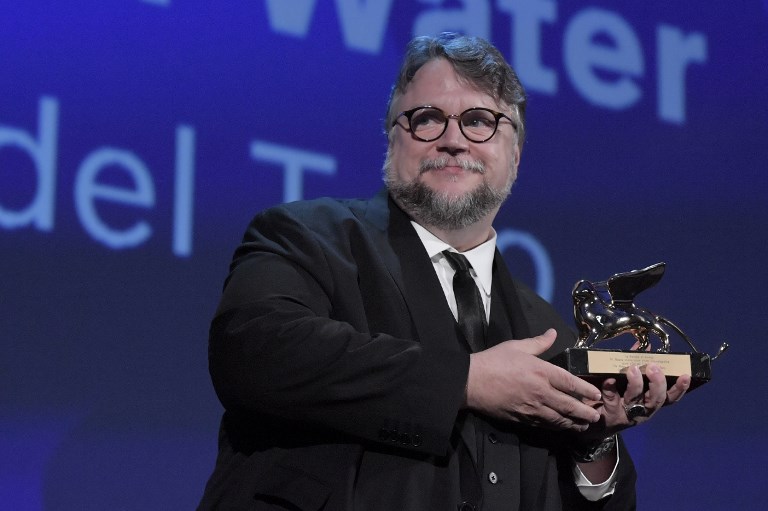Diretor Guillermo del Toro vence o Leão de Ouro em Veneza
