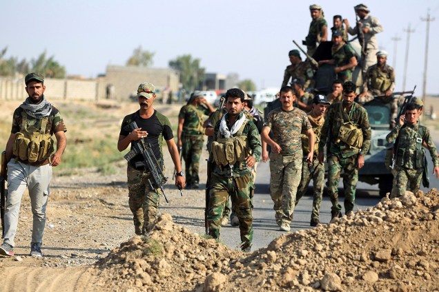 Exército iraquiano se preparam para ofensiva à cidade de Shargat, ocupada pelo Estado Islâmico - 22/09/2017