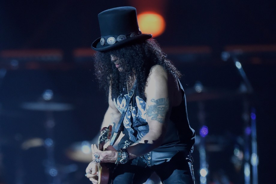 Guitarrista do Guns'n'Roses, Slash, se apresenta no palco do São Paulo Trip, no estádio do Allianz Parque