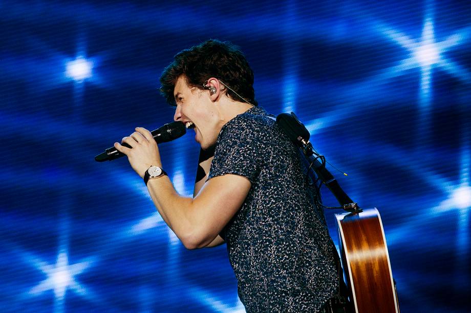 O cantor canadense Shawn Mendes, de 19 anos, no Palco Mundo durante segundo dia de shows do Rock In Rio 2017, no Parque Olímpico, na Barra da Tijuca, zona oeste do Rio de Janeiro (RJ) - 16/09/2019 O cantor canadense Shawn Mendes, de 19 anos, no Palco Mundo durante segundo dia de shows do Rock In Rio 2017, no Parque Olímpico, na Barra da Tijuca, zona oeste do Rio de Janeiro (RJ) - 16/09/2019