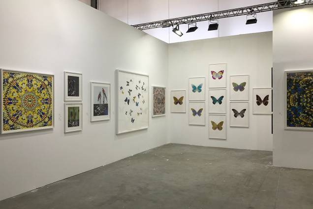 O stand da galeria Other Criteria, na ArtRio, com obras de Damien Hirst O stand da galeria Other Criteria, na ArtRio, com obras de Damien Hirst