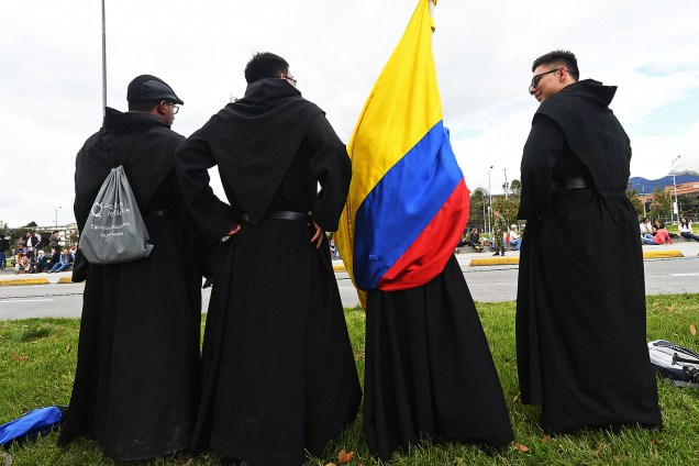 O Papa Francisco chega à capital colombiana Bogotá para promover a paz e a reconciliação - 06/09/2017