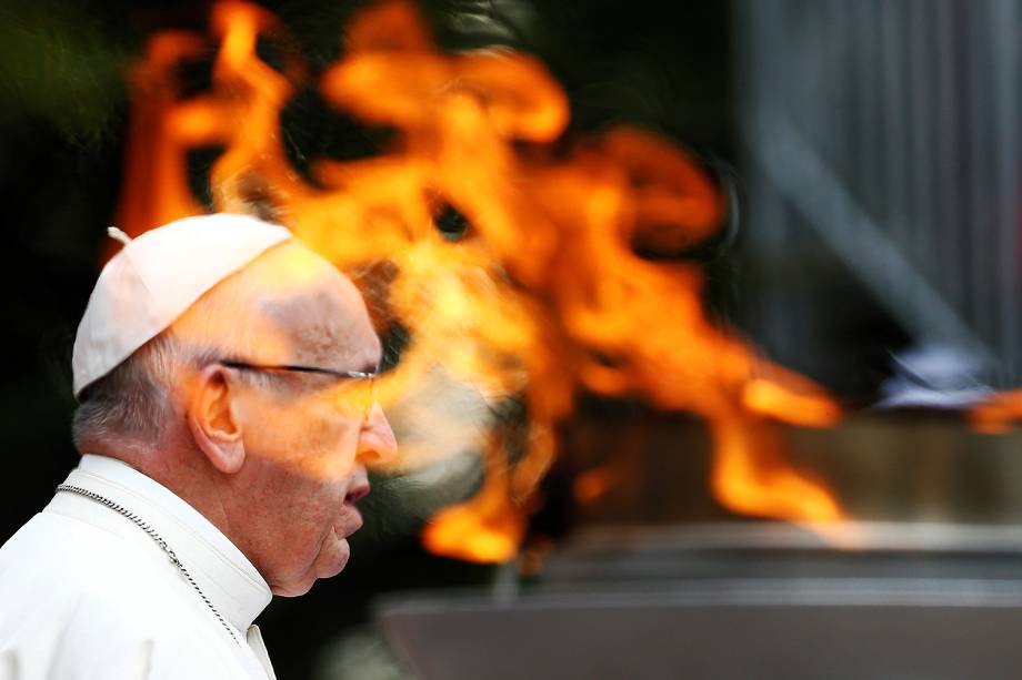 O Papa Francisco fala durante uma cerimônia no palácio presidencial em Bogotá, na Colômbia - 07/09/2017