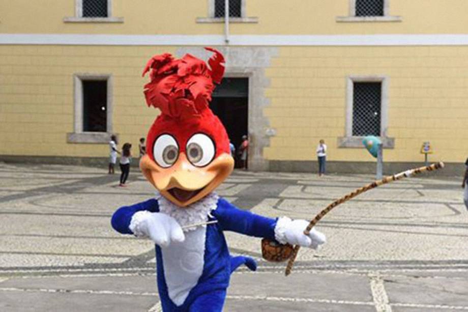 Tour do Pica-Pau em oito cidades brasileiras pra divulgação do filme Tour do Pica-Pau em oito cidades brasileiras pra divulgação do filme