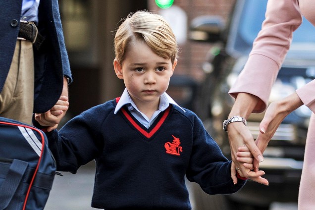 O príncipe George começou seu primeiro dia de aula na escola Thomas's Battersea, em Londres - 07/09/2017