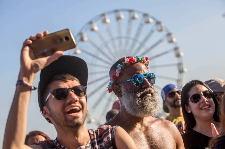 Público curte o show da cantora Céu durante o primeiro dia do Rock in Rio - 15/09/2017