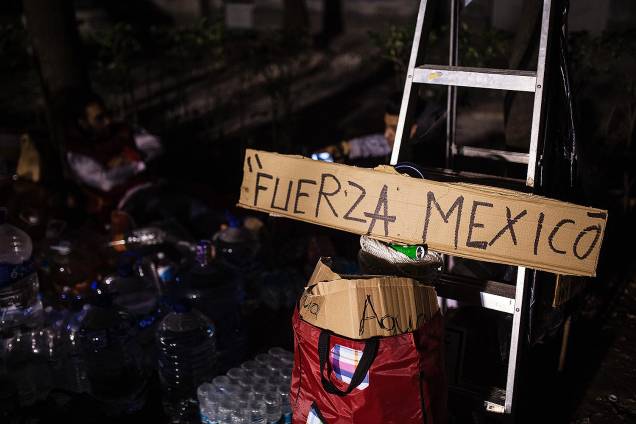 Terremoto de 7,1 graus deixa vários mortos no México - 20/09/2017