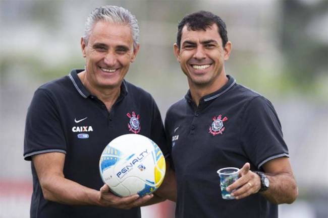 Os técnicos Tite e Carille