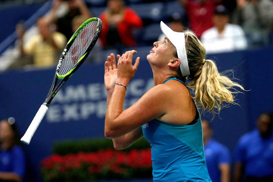 A americana Coco Vandeweghe comemora após vencer a tcheca Karolina Pliskova, no US Open, em Nova York