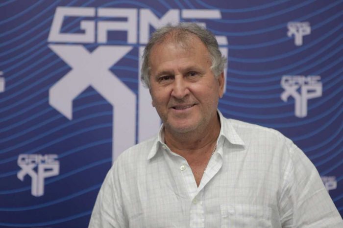 Zico entra na Justiça contra sócio em empresa de educação