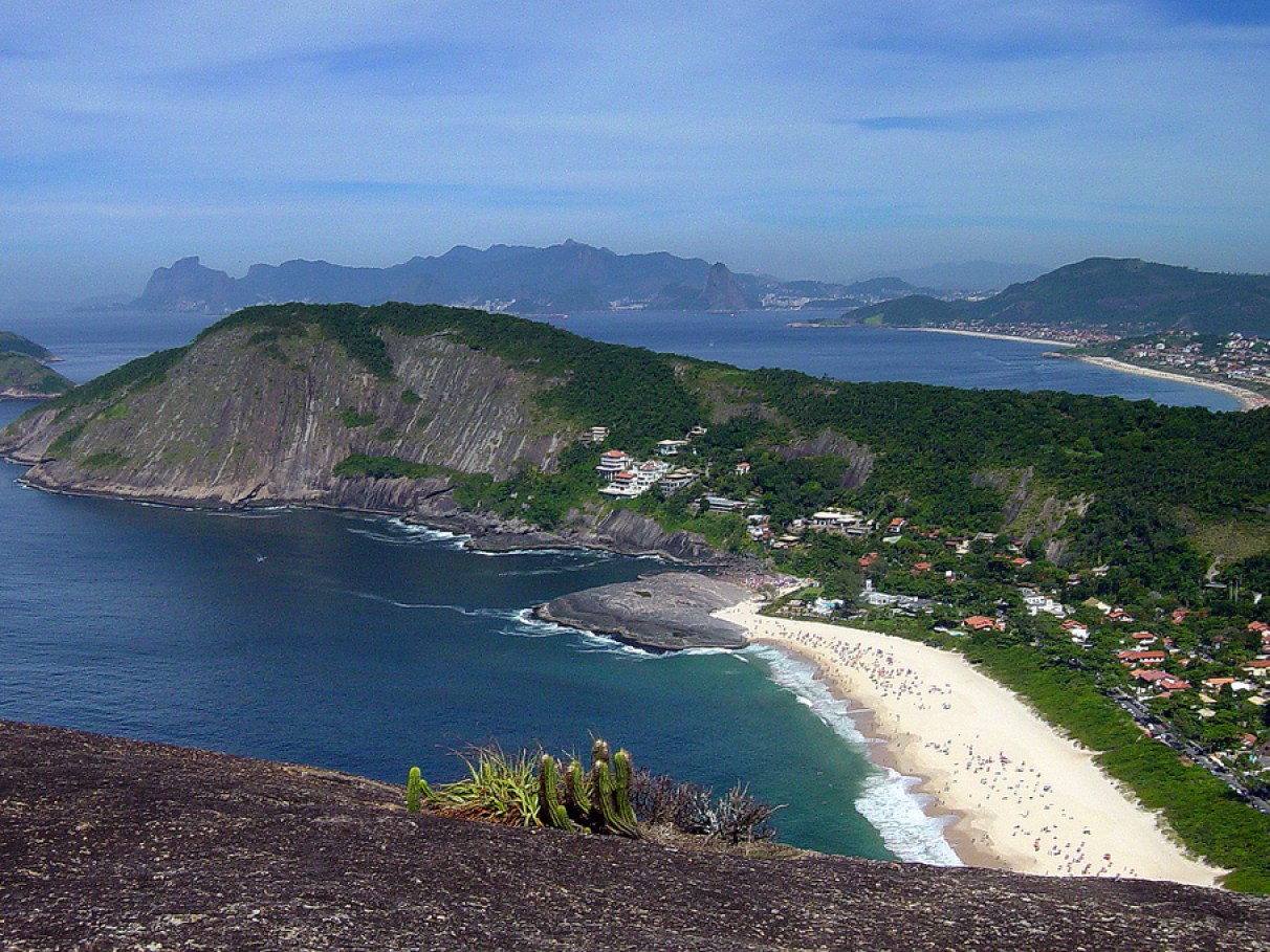 Praias mais bonitas do Brasil: As 15 que Você não pode Deixar de ir
