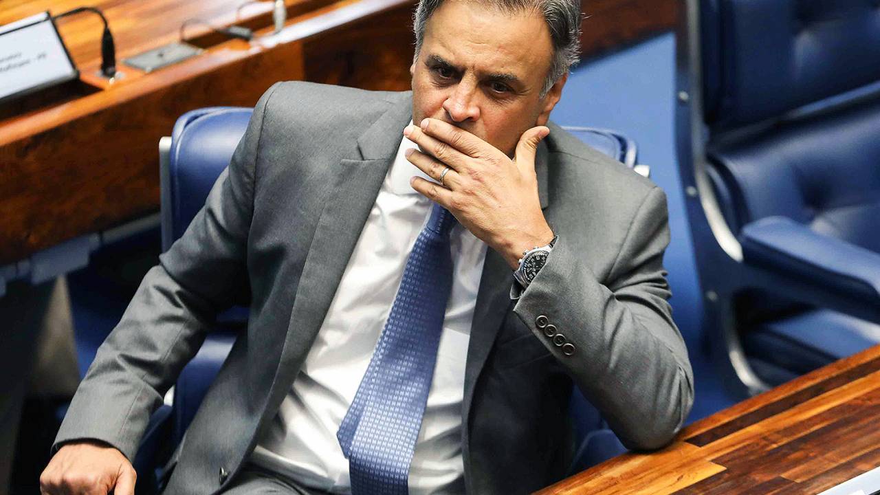 O senador Aécio Neves