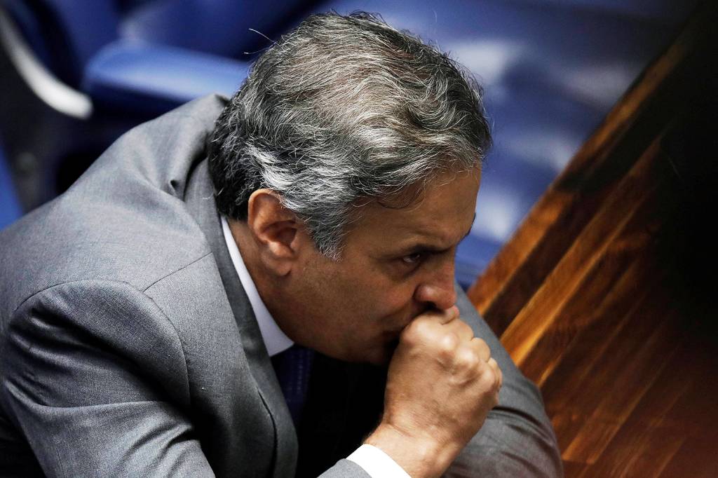 Marco Aurélio estende quebra de sigilo fiscal de Aécio Neves