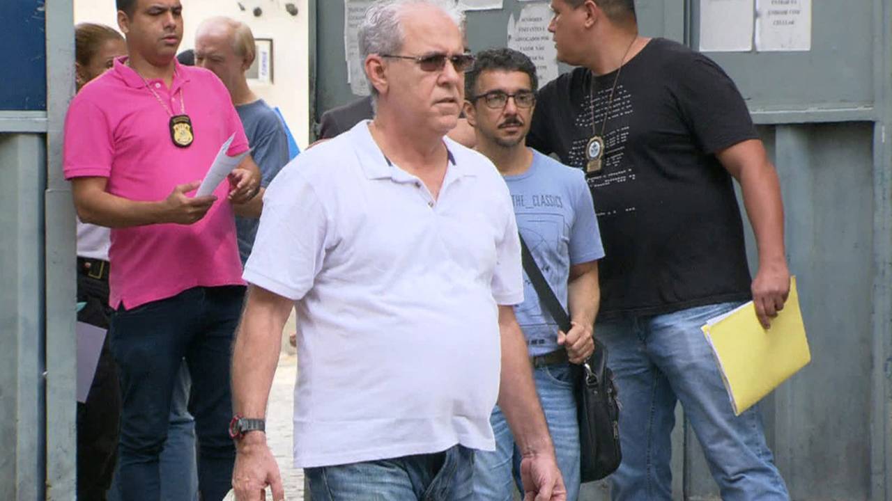 Ary Filho deixa a cadeia