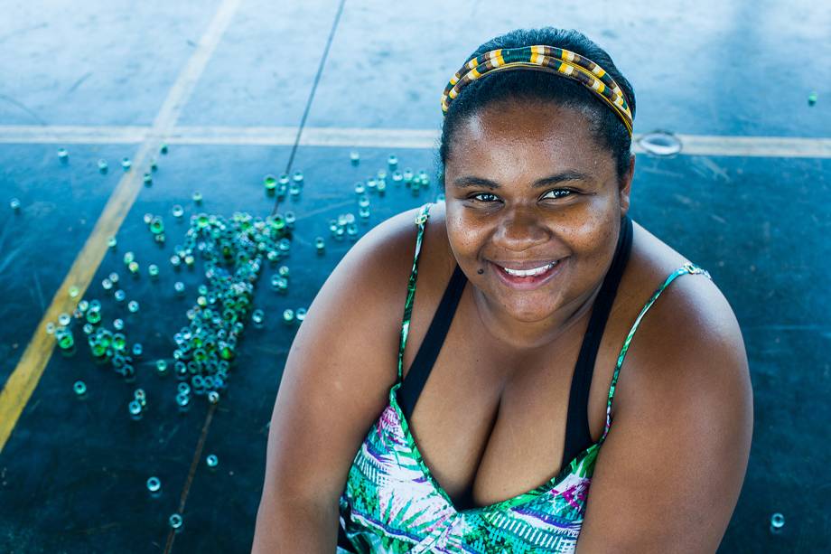 Cristiane Pereira de Souza Francisco na Escola Estadual Antonio de Oliveira Bueno Filho, em Araraquara – SP Cristiane Pereira de Souza Francisco na Escola Estadual Antonio de Oliveira Bueno Filho, em Araraquara – SP