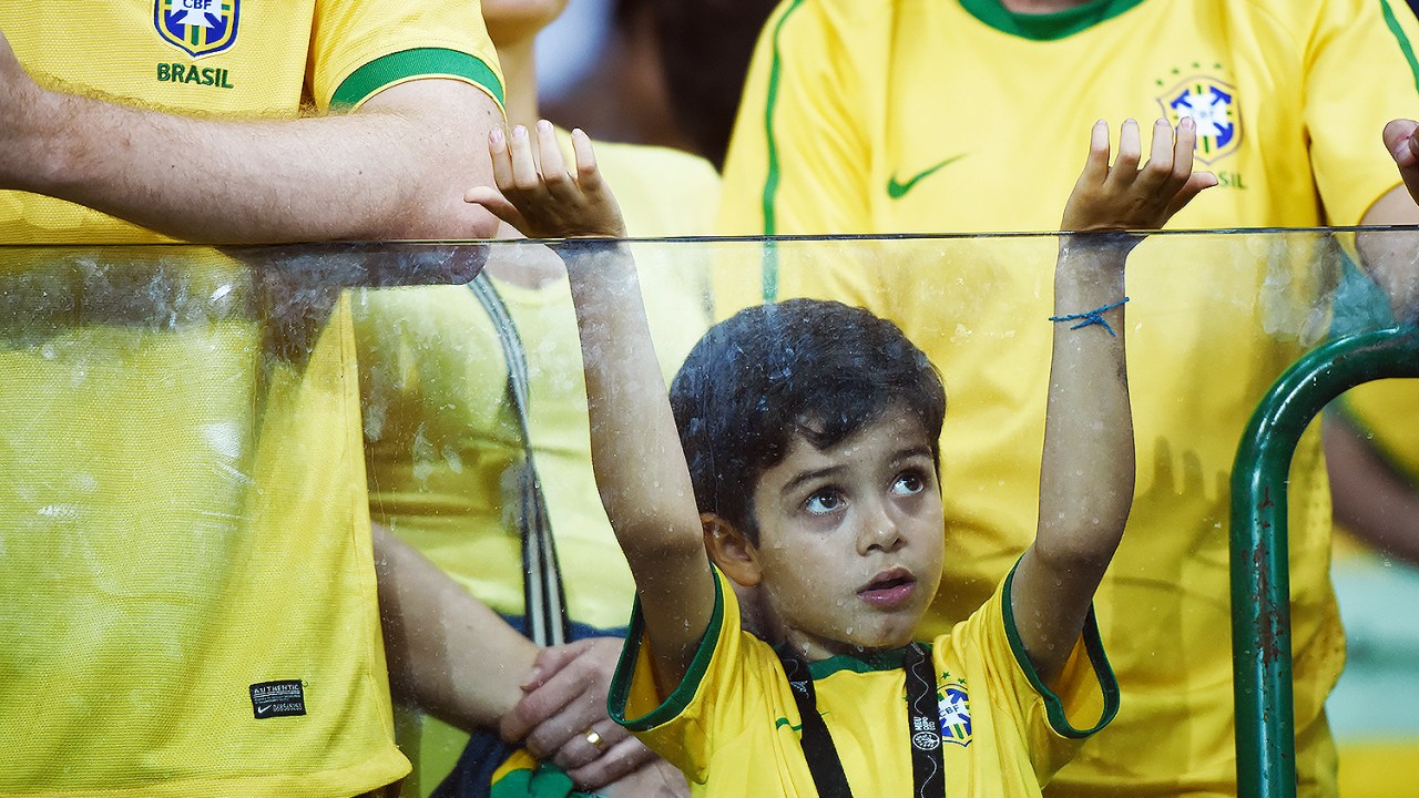 Torcida durante partida entre Brasil e Chile