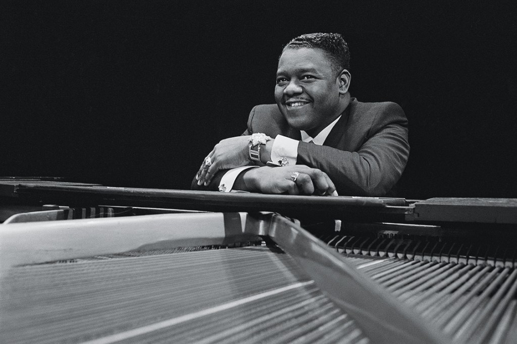 537165719 - American pianist and singer-songwriter Fats Domino, 27th March 1967. Credito: Clive Limpkin/Daily Express/Hulton Archive/Getty Images