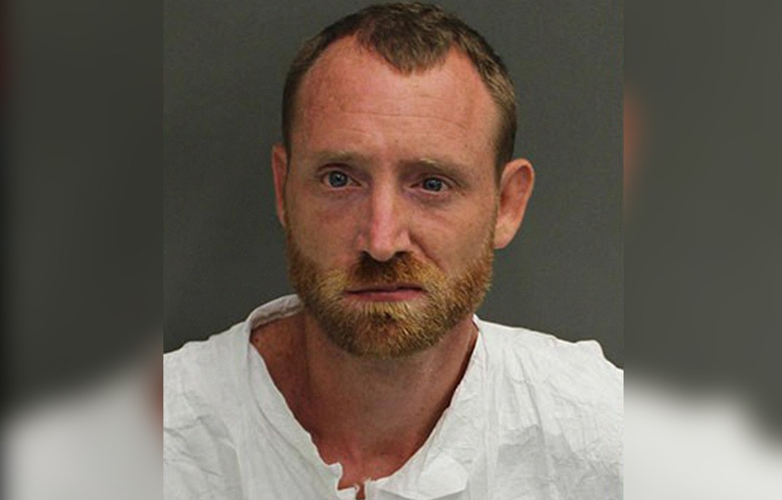 David Michael Grey é preso em Orlando sob acusação de abuso infantil