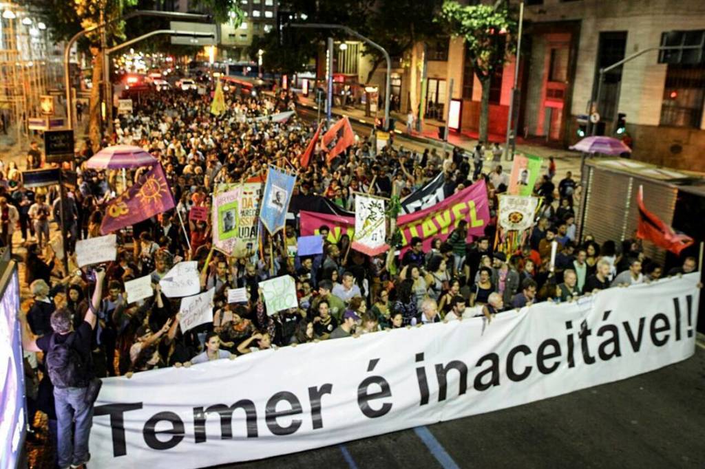 Manifestação organizada pela classe artística contra o governo do presidente Michel Temer, na Candelária, Rio – 24/10/2017