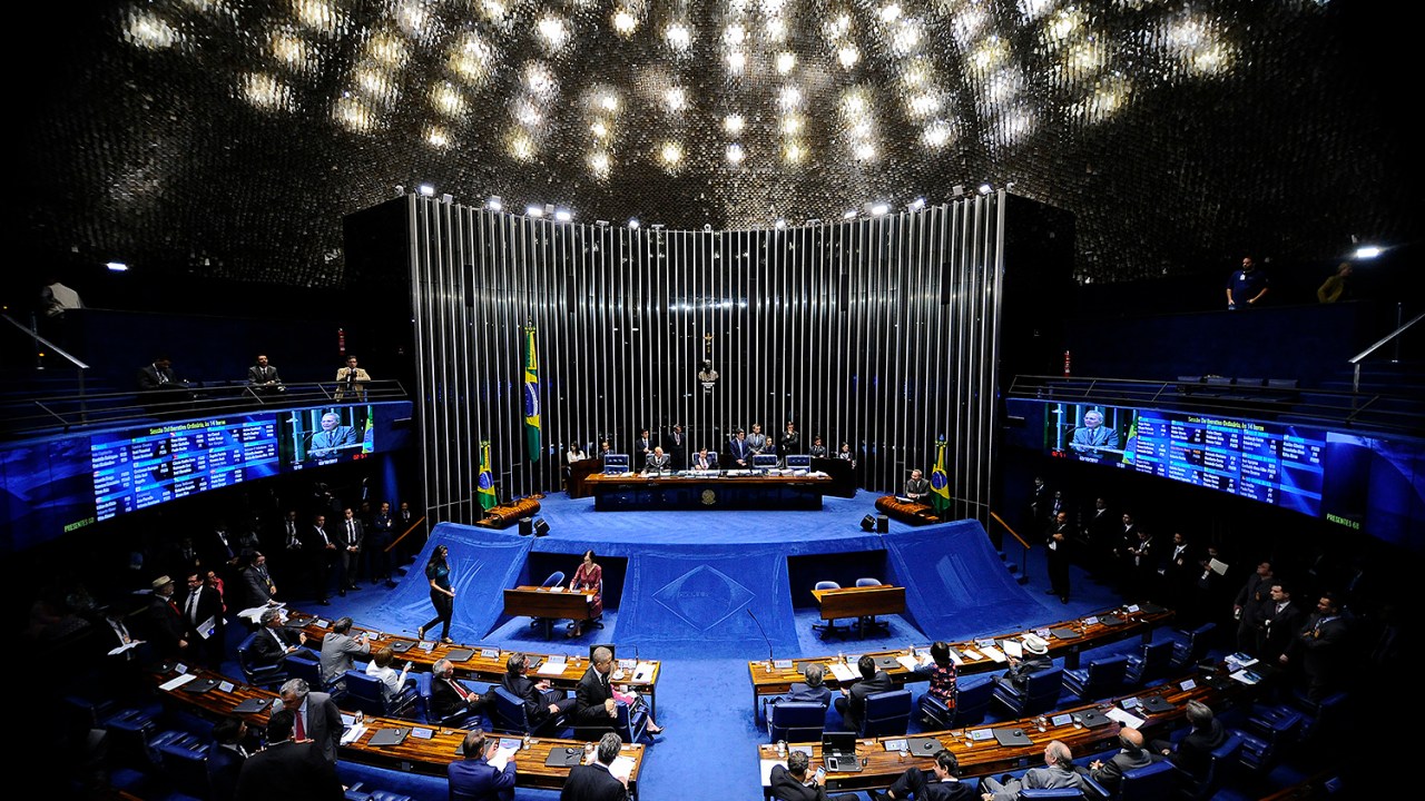 Plenário do Senado - O senador Eunício Oliveira
