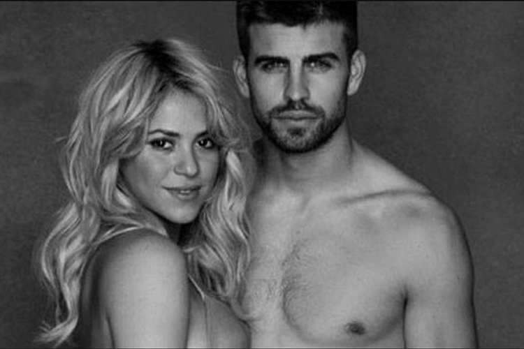 Shakira e Piqué se conheceram em 2010, durante a Copa vencida pela Espanha. Divulgação/VEJA Leia mais em: https://veja.abril.com.br/cultura/shakira-e-pique-confirmam-separacao-pedimos-respeito/