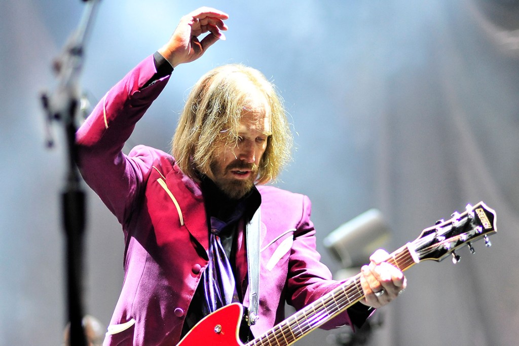 Tom Petty durante turnê do álbum 'Hypnotic Eye', em San Diego, Califórnia
