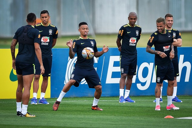 Treino da seleção brasileira, sob o comando do técnico Tite, na Granja Comary, em Teresópolis, na região serrana do Rio de Janeiro - 02/10/2017