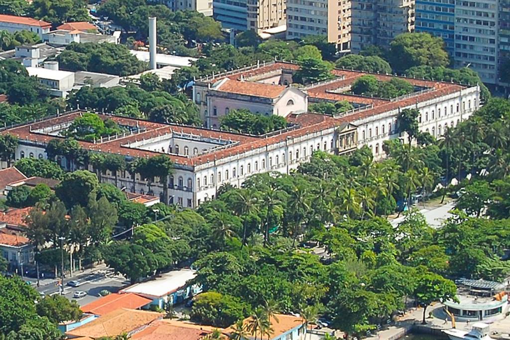 Universidade Federal do Rio de Janeiro (UFRJ)