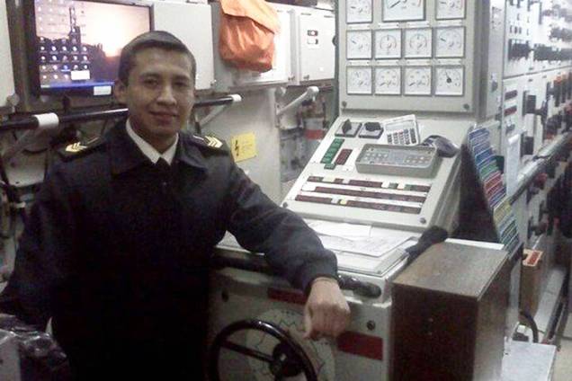Com 33 anos de idade, o cabo principal Franco Javier Espinoza faz parte da tripulação do San Juan há cinco anos. É pai de uma menina de 5 anos
