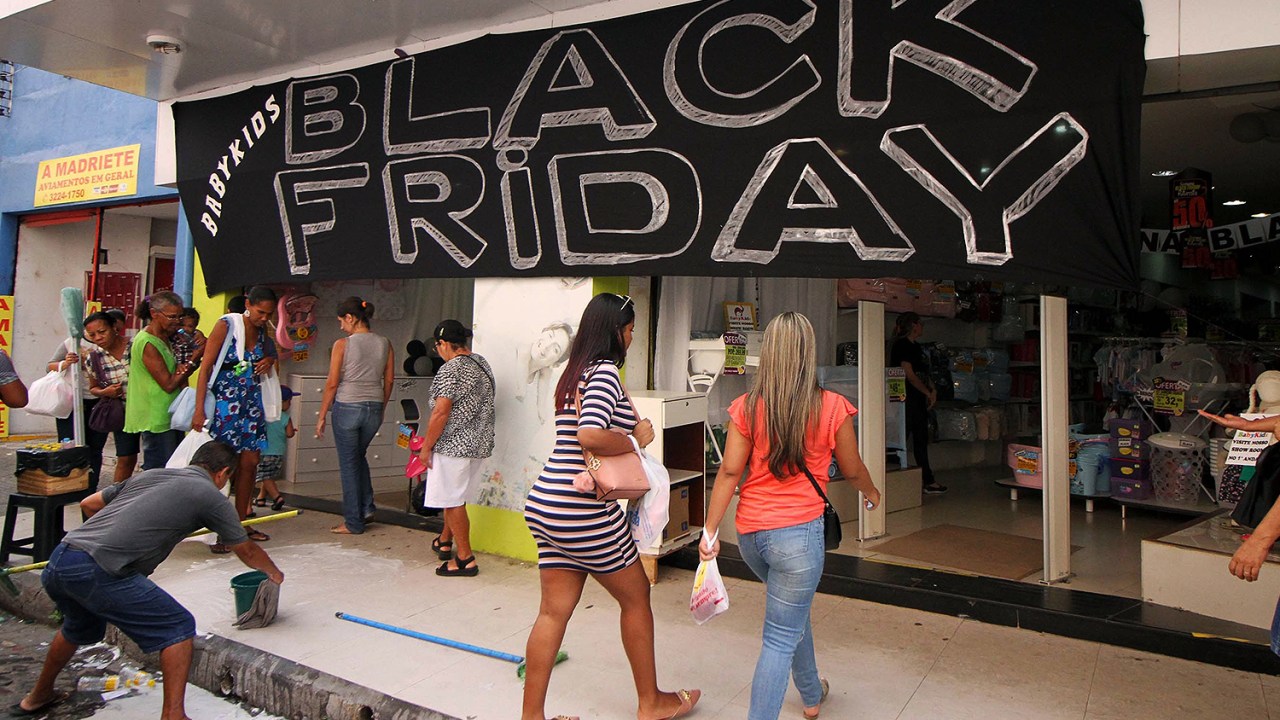Black Friday - descontos - promoção - internet - preços