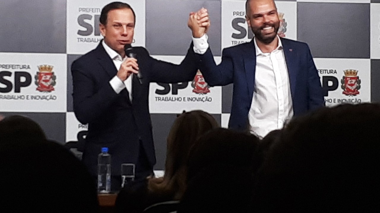 O prefeito de São Paulo (SP), João Doria, e o vice, Bruno Covas, durante coletiva sobre a reestruturação da administração - 01/11/2017