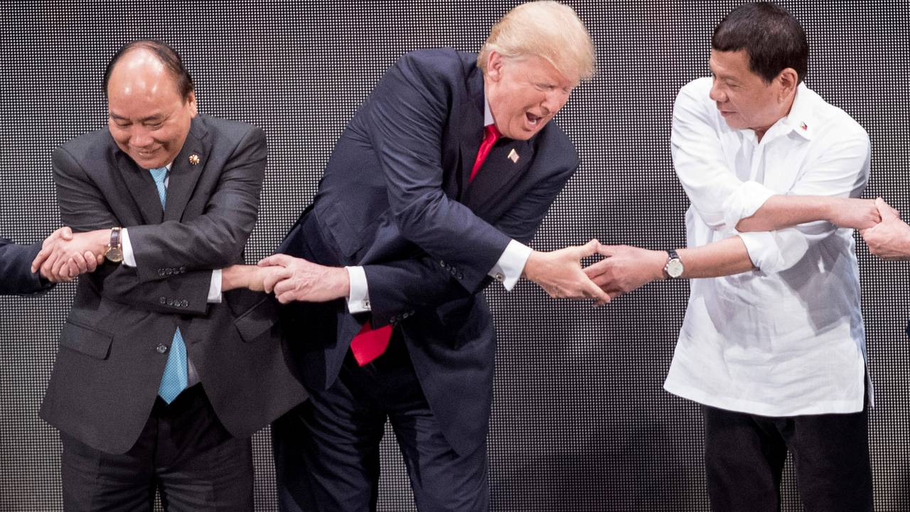 Trump e Duterte se encontram nas Filipinas