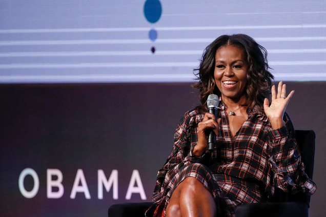 A ex-primeira-dama americana Michelle Obama participa de debate na Fundação Obama, em Chicago - 01/11/2017