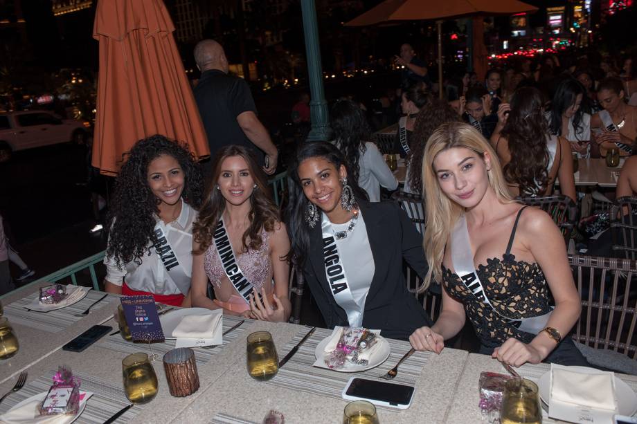 Monalysa Alcântara, Miss Brasil,, participa de jantar com Carmen Muñoz, Miss República Dominicana; Lauriela Martins, Miss Angola e  Blerta Leka, Miss Albania - 16/11/2017