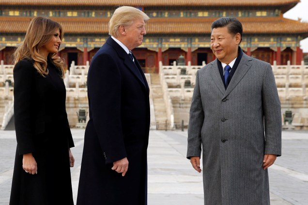 O presidente dos Estados Unidos, Donald Trump, e a primeira dama Melania visitam a Cidade Proibida com o presidente chinês, Xi Jinping, em Pequim, na China - 08/11/2017