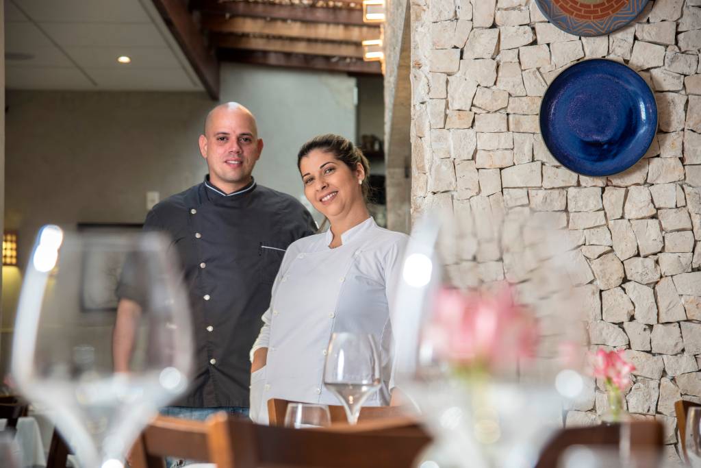 Fabrício Lemos e Lisiane Arouca- Origem – Salvador