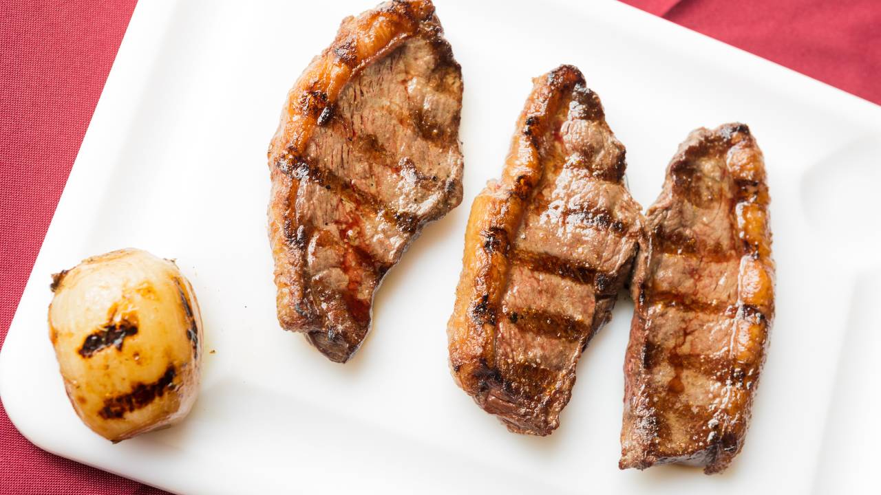 A picanha premium, com 400 gramas do La Parrilla, melhor restaurante de carne de Manaus