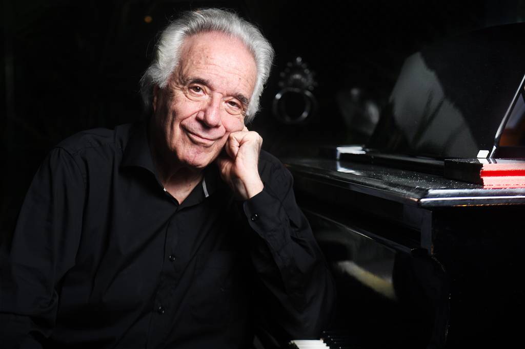 João Carlos Martins: 'Silvio Santos vai manchar sua biografia' | VEJA