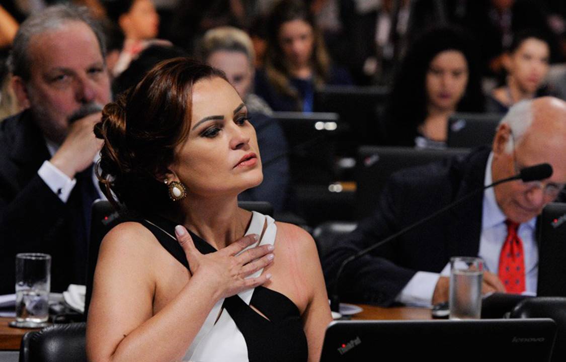 Rose Leonel, vítima de "vingança pornográfica", inspirou a lei que criminaliza a prática e que acabou de ser aprovada no Senado