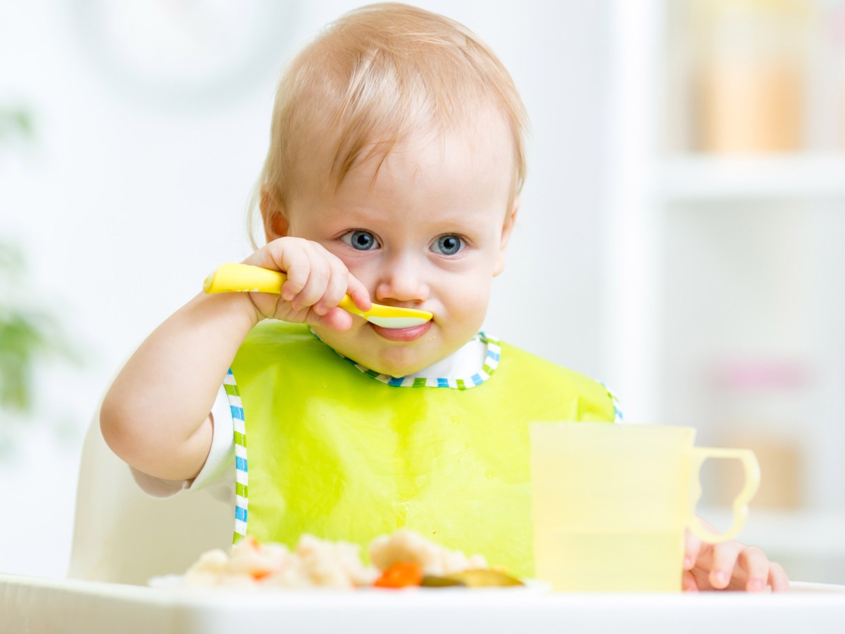 Como proteger os bebês de alimentos contaminados c... | VEJA