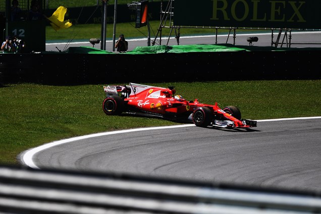O piloto alemão Sebastian Vettel, da Ferrari, durante treino livre para o Grande Prêmio do Brasil, em Interlagos - 10/11/2017