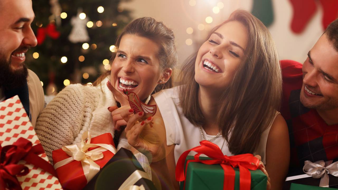 Natal: 30% vão substituir troca de presentes por amigo secreto | VEJA