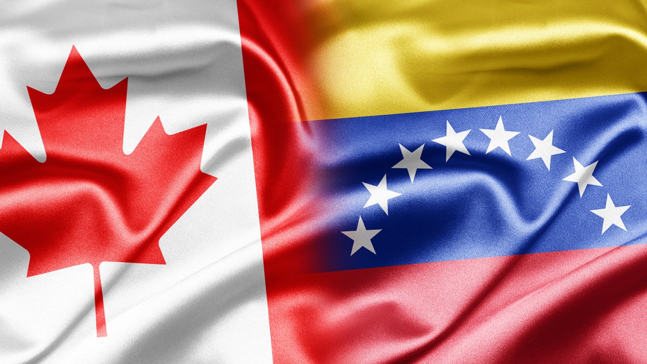 Bandeiras de Canadá e Venezuela