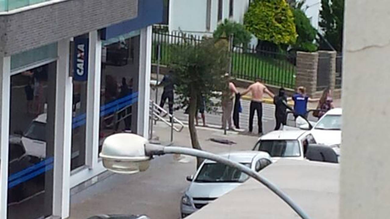 Assalto em agências bancárias em Arvorezinha (RS)