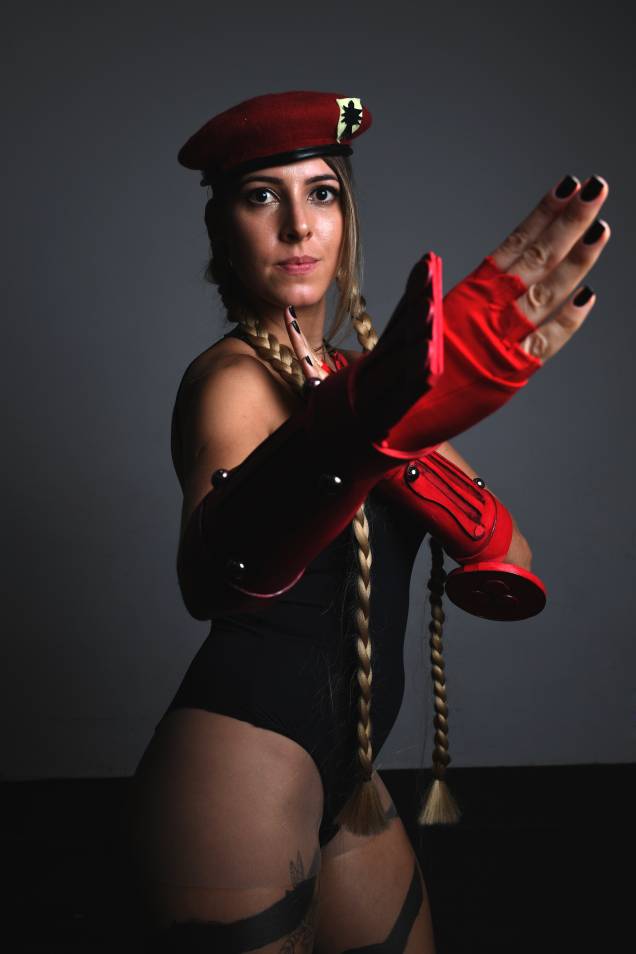 Cosplay do personagem Cammy do jogo Street Fighter, na CCXP 2017, em São Paulo Cosplay do personagem Cammy do jogo Street Fighter, na CCXP 2017, em São Paulo