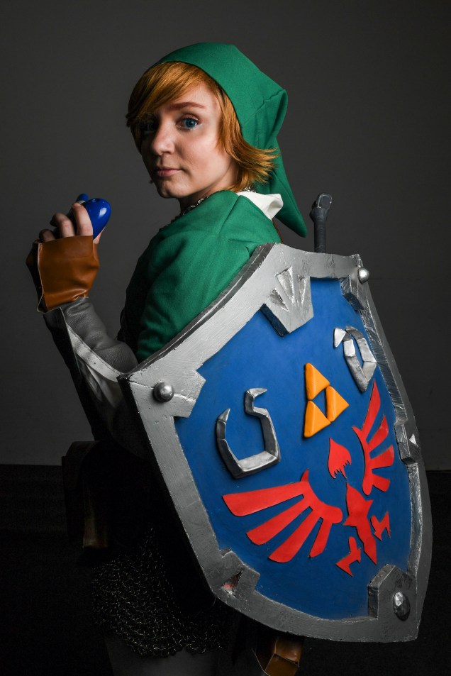 Cosplay do personagem do Link, do jogo Zelda, na CCXP 2017, em São Paulo