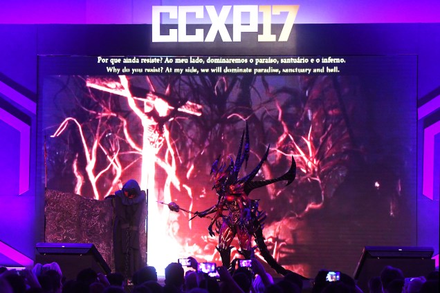 Thaís Cloti faz cover de Diablo III na CCXP17