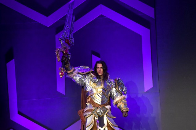 Kaio Pantoja faz cosplay de personagem de World of Warcraft na CCXP17 em São Paulo