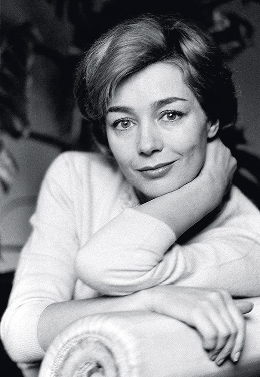 Atriz Emmanuelle Riva, em 1960