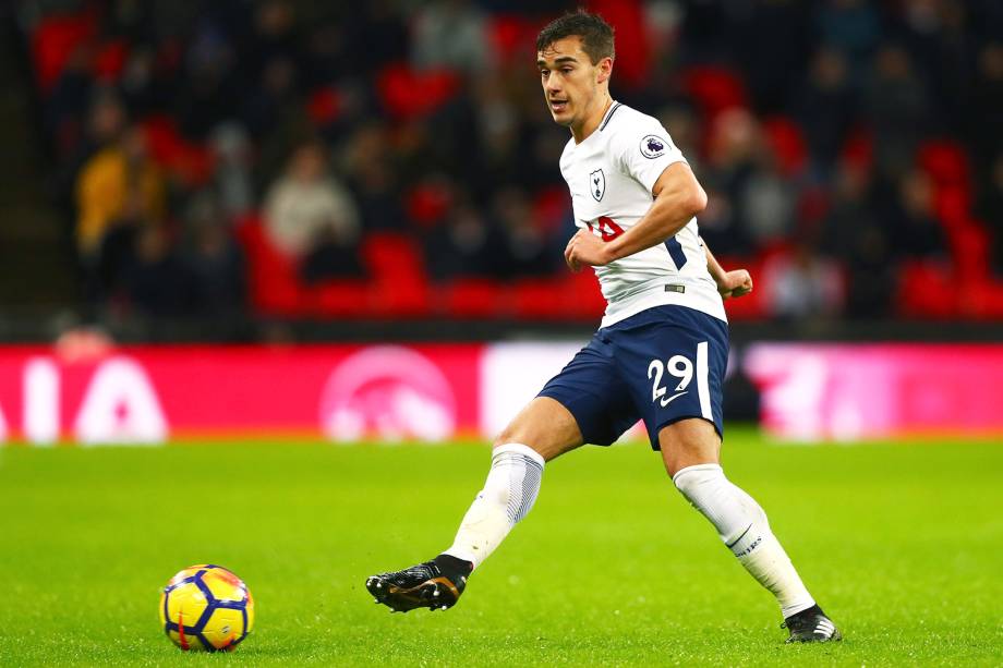 O jogador do Tottenham, Harry Winks - 13/12/2017